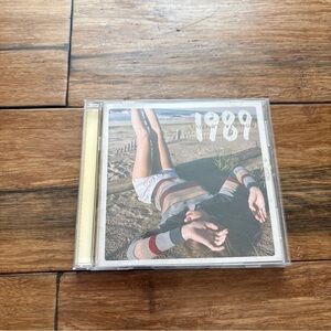 Taylor Swift - 1989 / Taylor’s Version / Sunset Boulevard Yellow Edition - CD